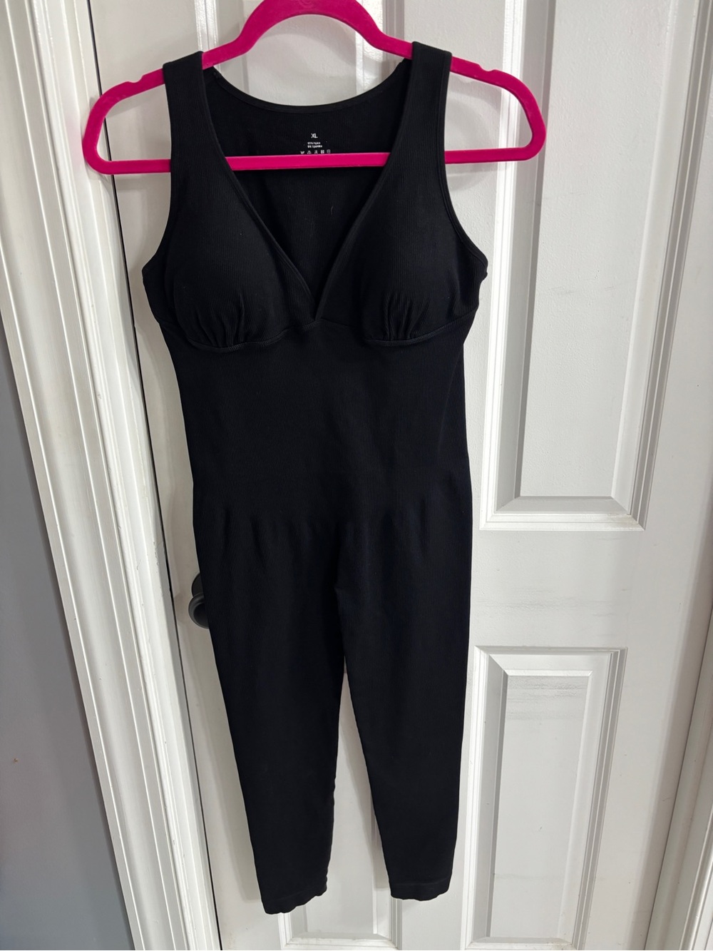 Black Sculpting Women's Shapewear Bodysuit with Built-In Bust Support